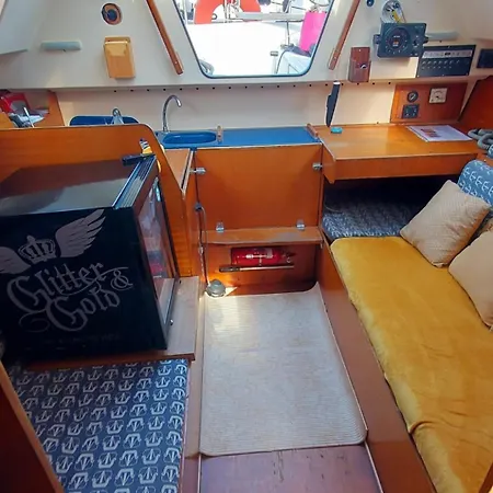 Hotel na wodzie Oasis 2 Saint-Raphaël